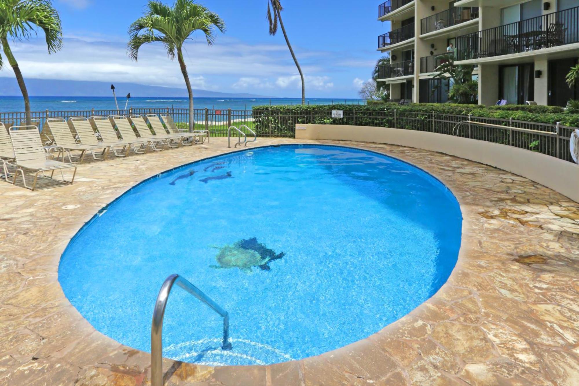 Hololani Resort Kahana Екстер'єр фото
