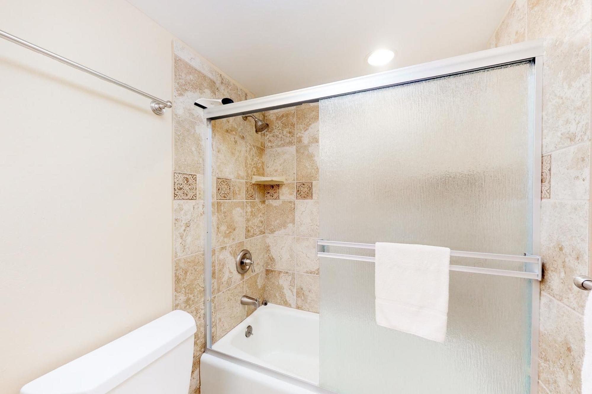 Hololani Resort Kahana Екстер'єр фото
