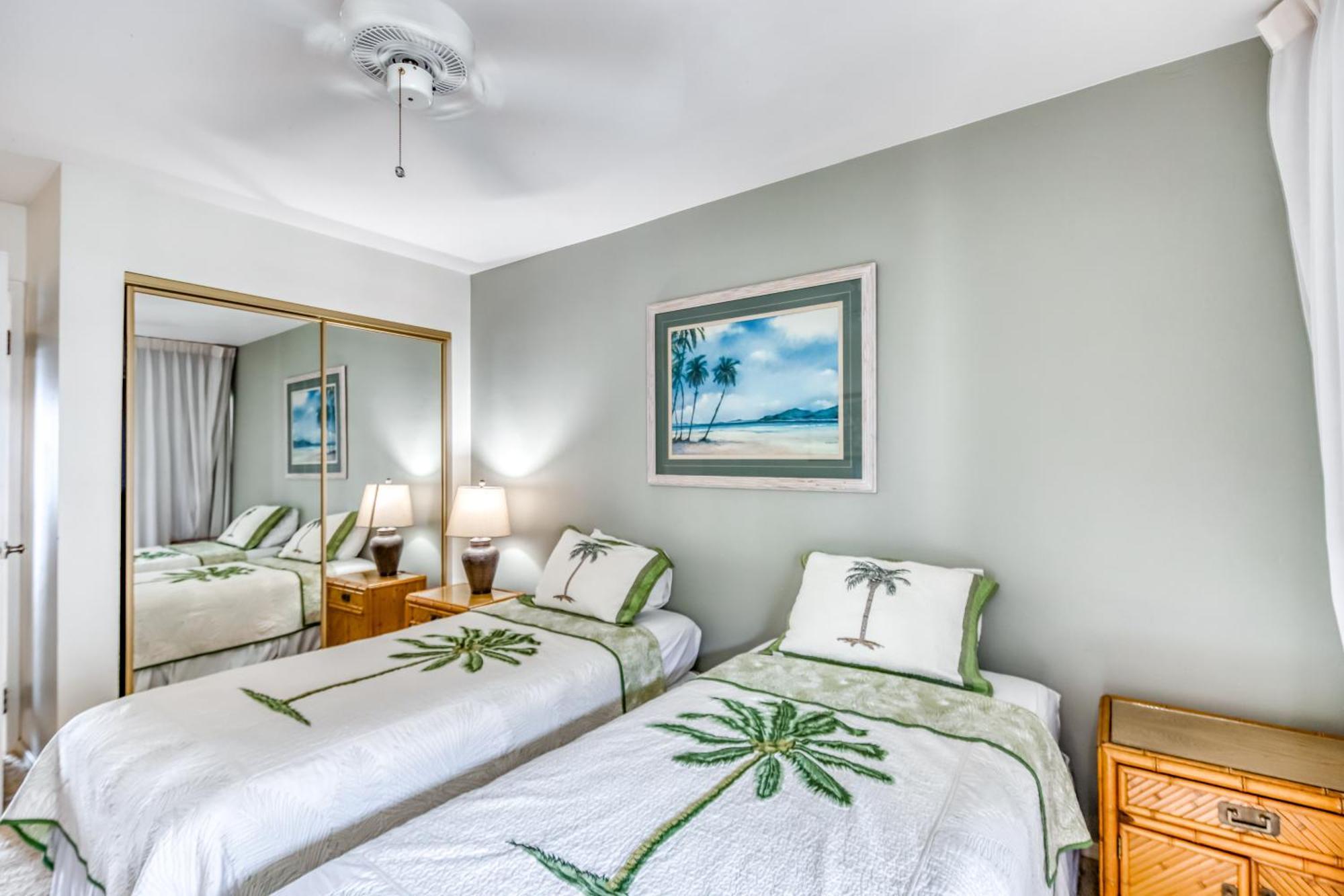 Hololani Resort Kahana Номер фото